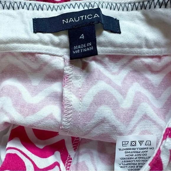 Nautica | Pink and White Patterned Shorts (4) 💖 - Picture 4 of 4